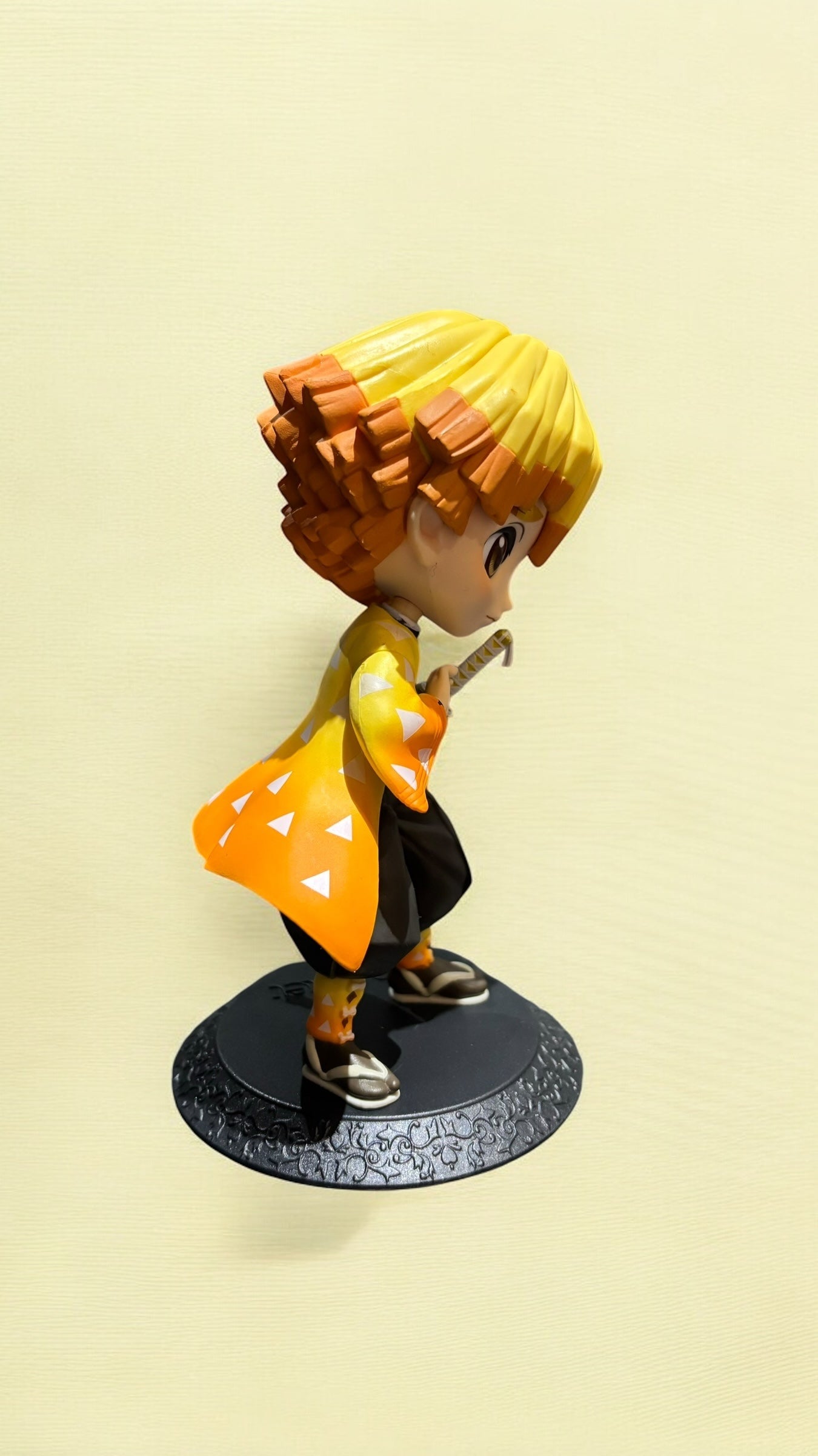 Qposket Zenitsu Agatsuma Ver. A - 14 cm - Occasion sans boîte (très bon état)